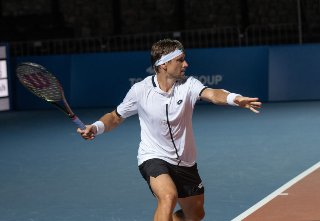 Brasília Champions Tour agita Arena BRB com partidas de tênis